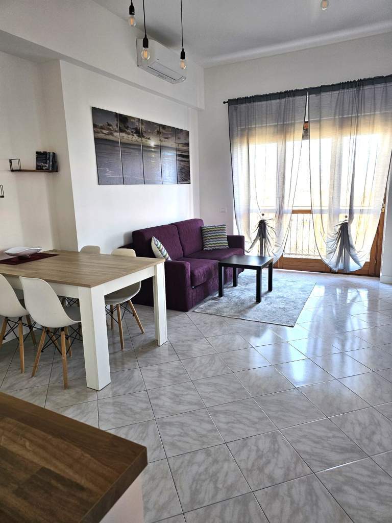 Sanremo: Bilocale Ristrutturato con Vista Mare panoramica