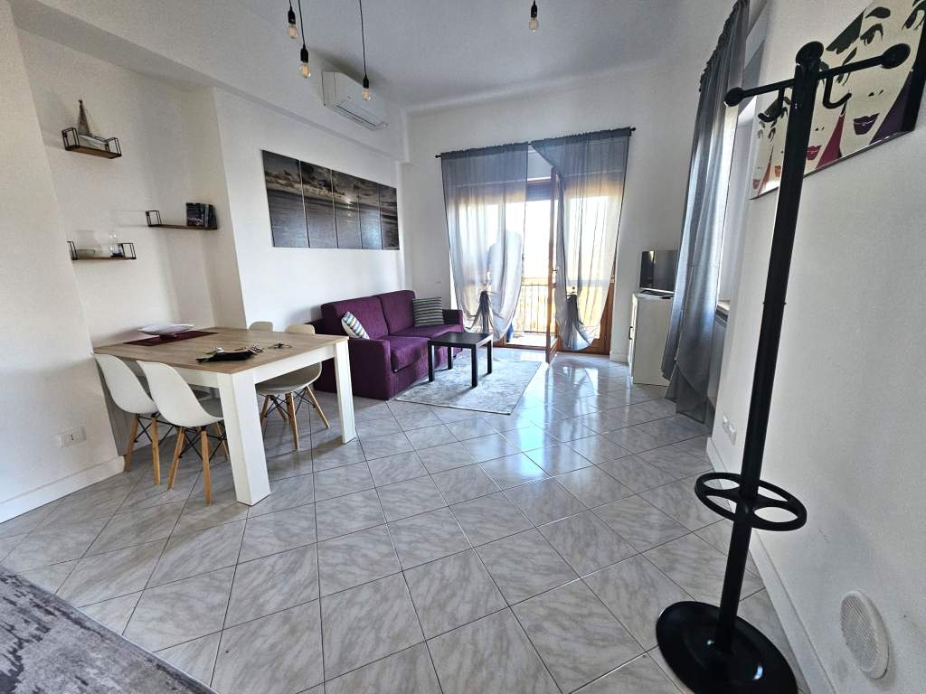 Sanremo: Bilocale Ristrutturato con Vista Mare panoramica