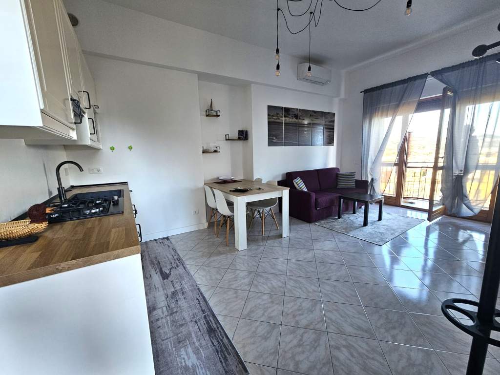 Sanremo: Bilocale Ristrutturato con Vista Mare panoramica