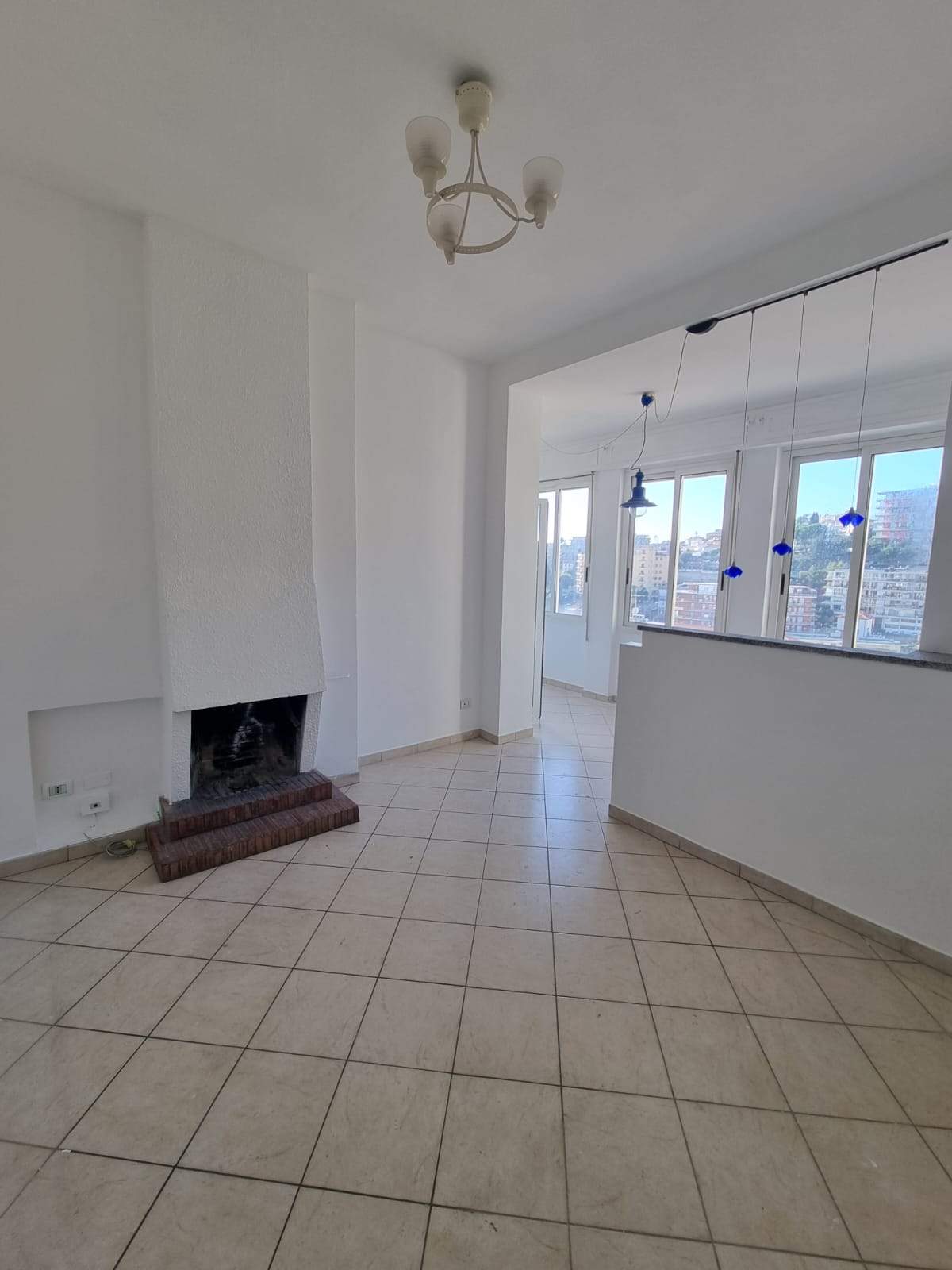 Three-room apartment for sale in Via Galileo Galilei, 66 mq, 1st floor, balcony, autonomous heating