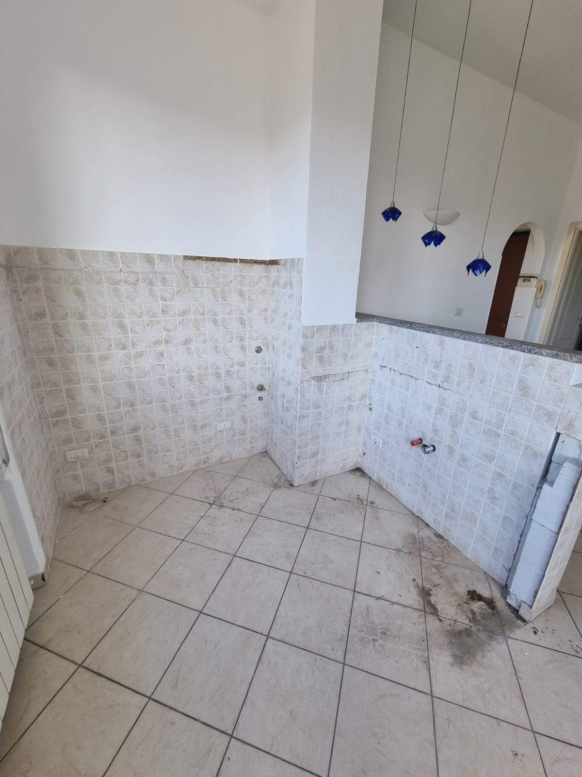 Three-room apartment for sale in Via Galileo Galilei, 66 mq, 1st floor, balcony, autonomous heating