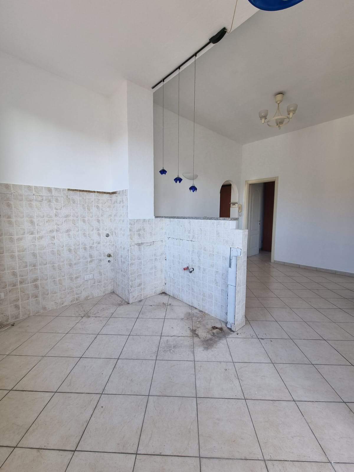 Three-room apartment for sale in Via Galileo Galilei, 66 mq, 1st floor, balcony, autonomous heating