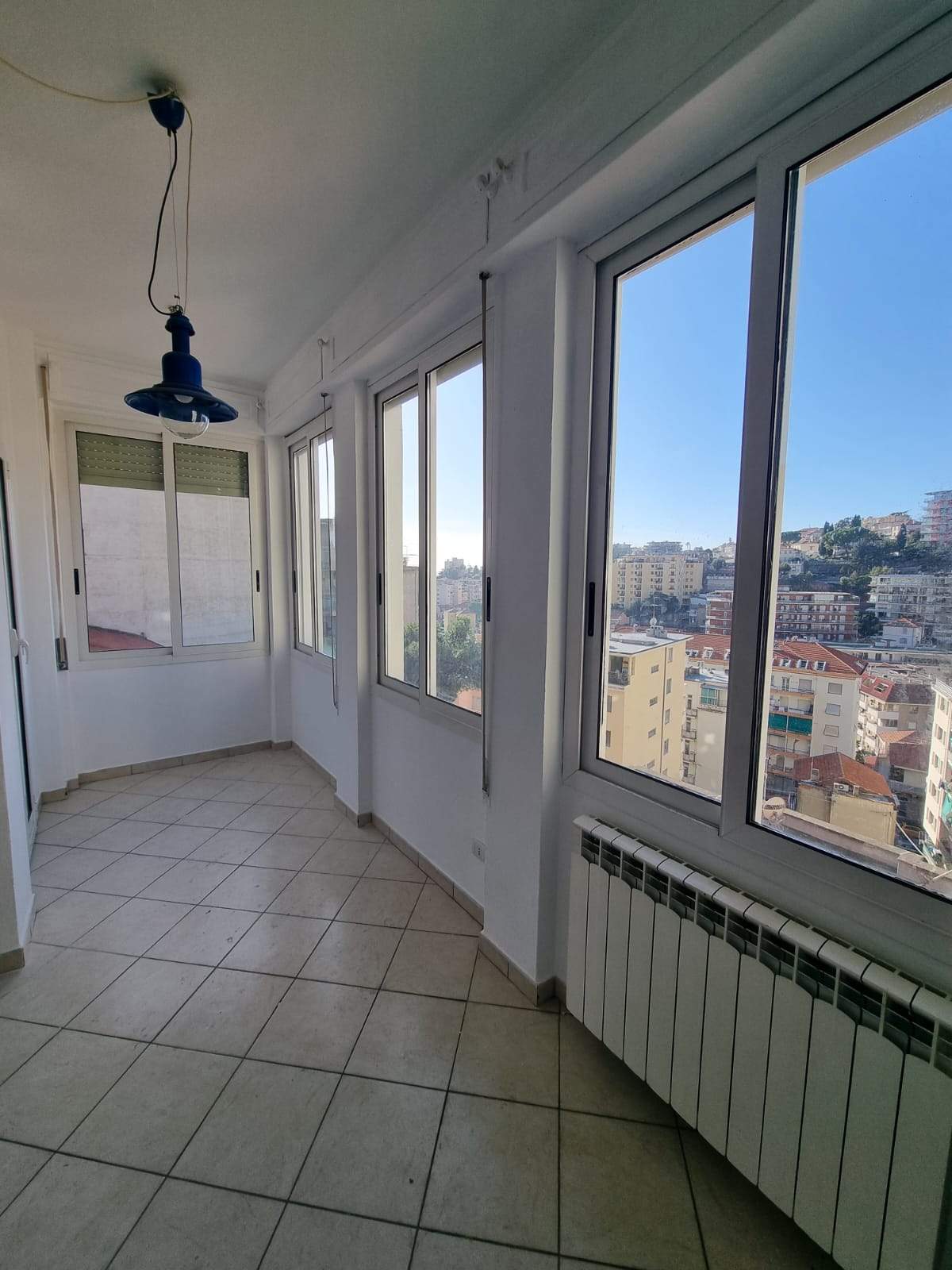 Three-room apartment for sale in Via Galileo Galilei, 66 mq, 1st floor, balcony, autonomous heating