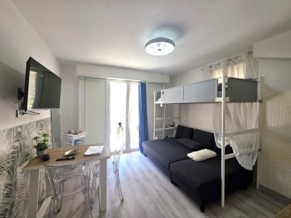 WhatsApp Image 2026 04 09 at 16.12.10 6