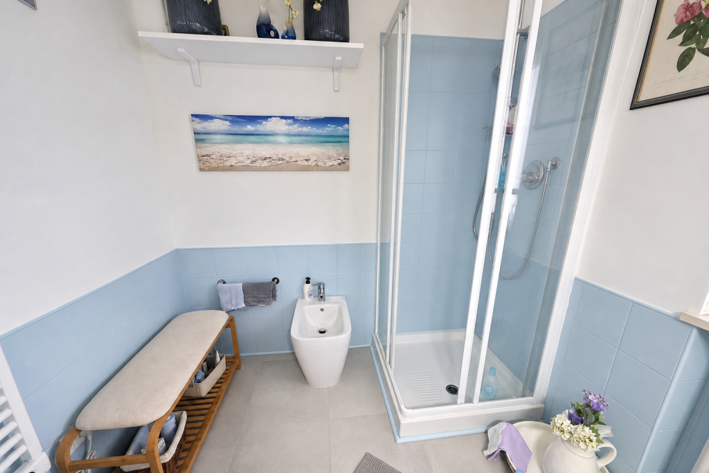 Sanremo, Via Padre Semeria – Bilocale ristrutturato con terrazzo vivibile, vista mare e vista verde