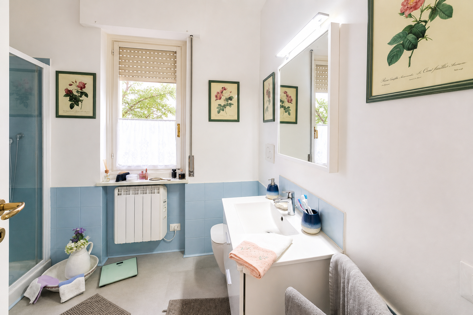 Sanremo, Via Padre Semeria – Appartement deux pièces rénové avec terrasse habitable, vue mer et vue sur la verdure