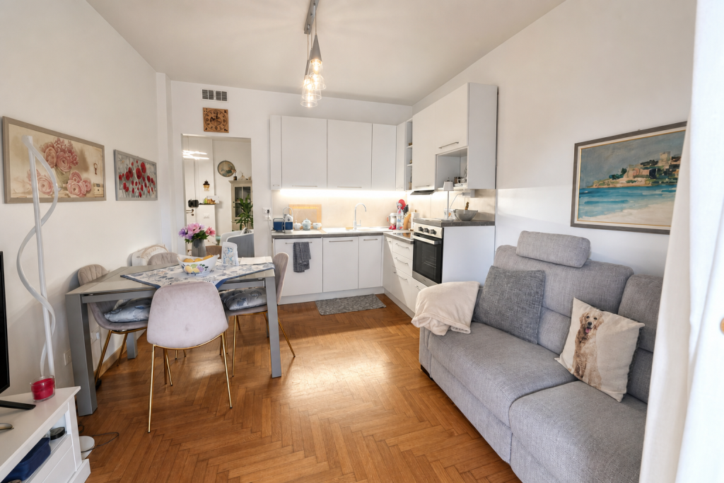 Sanremo, Via Padre Semeria – Bilocale ristrutturato con terrazzo vivibile, vista mare e vista verde