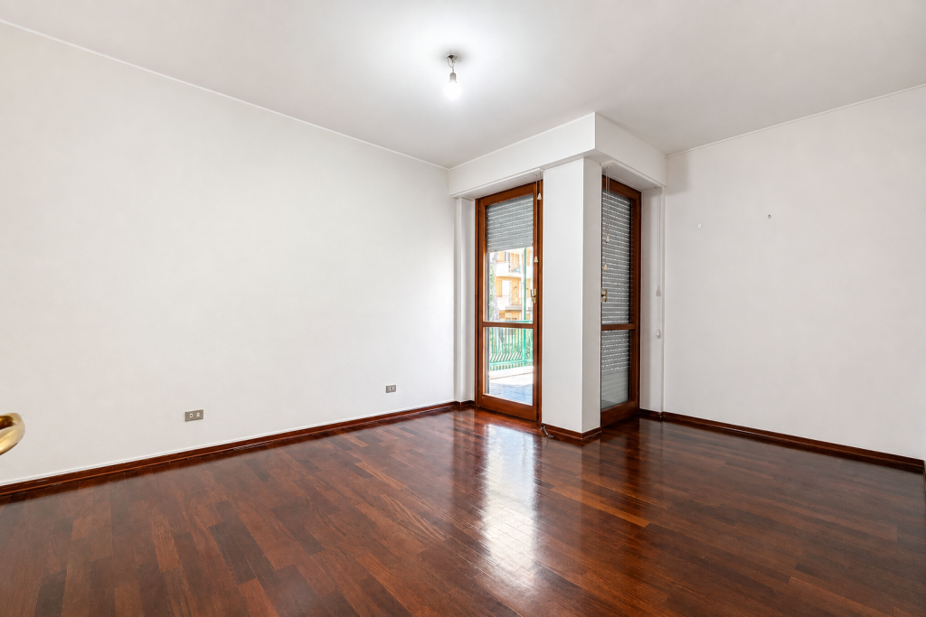 Sanremo, zona Foce, residenziale e nel verde, quadrilocale di 127 mq con vista mare, terrazze e box