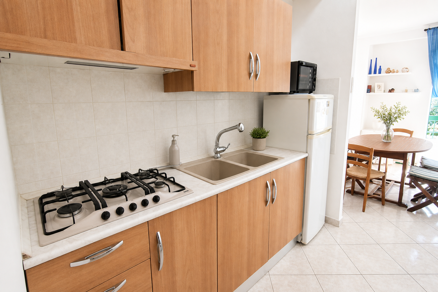 Sanremo, quartier Foce, trois-pièces avec jardin et garage
