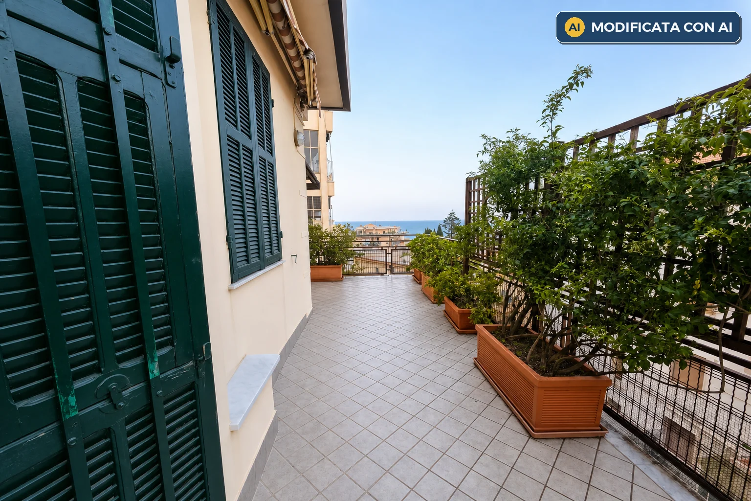 Sanremo, attico in casa indipendente in zona Foce / Solaro, con vista mare e terrazza perimetrale