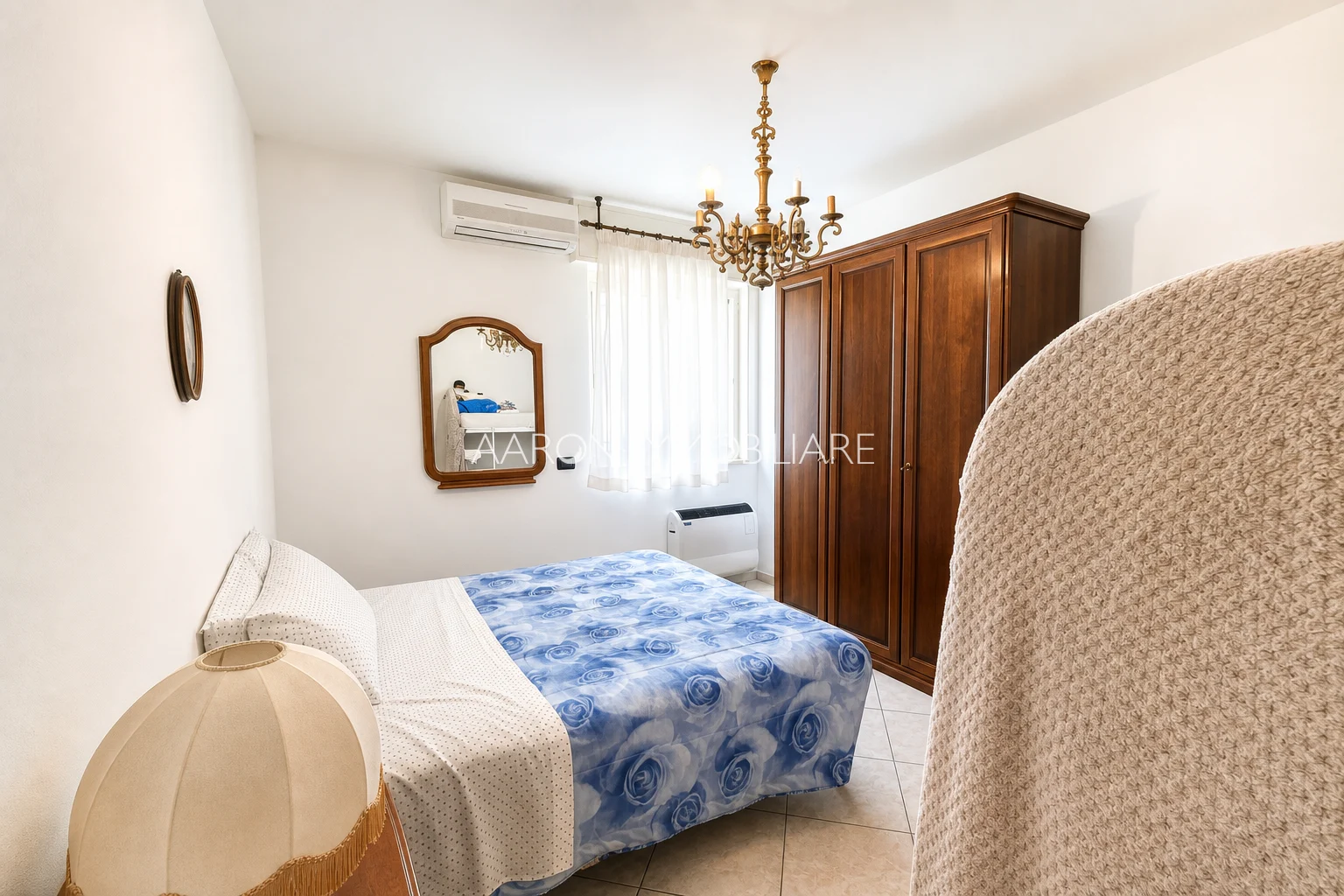 Sanremo, zona Foce,  trilocale con giardino e box auto